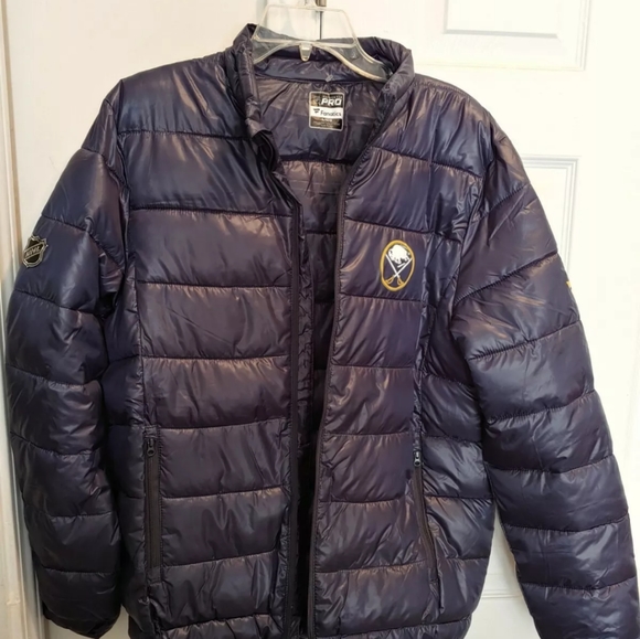 Buffalo Sabres Fanatics Polyester Puffer Jacket - Picture 2 of 13